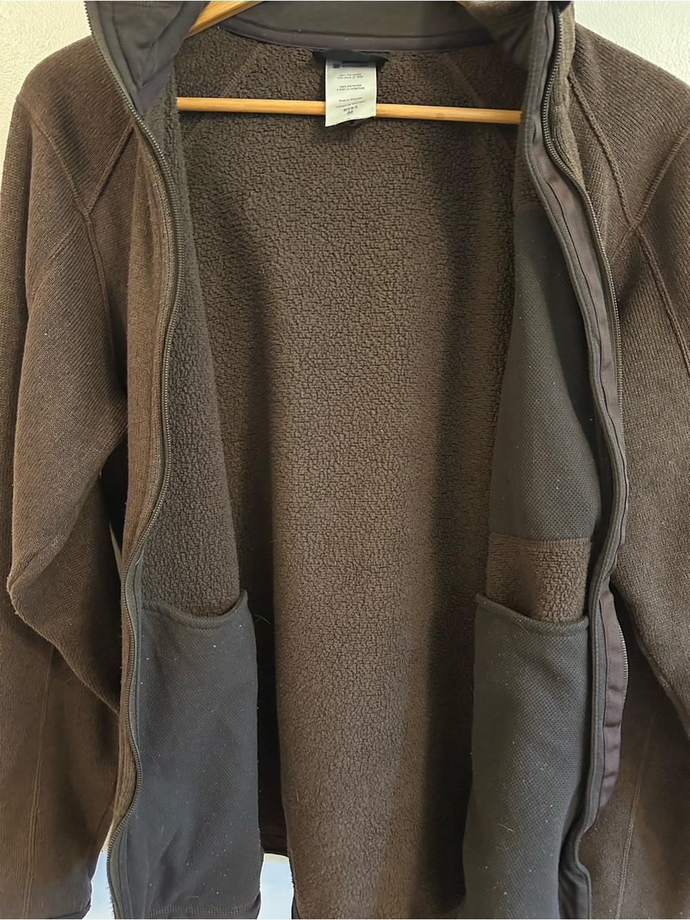 Patagonia brown Hooded Fleece Jacket - Picture 10 of 13